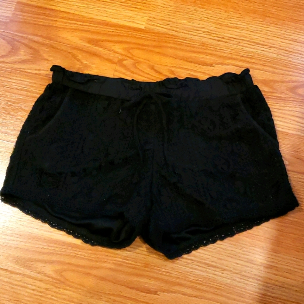 Black Lace Sorts